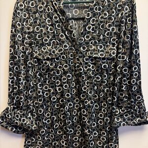 Cocomo‎ Black and Gray Geometric Top